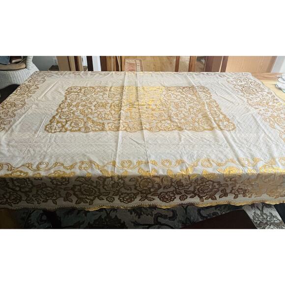 Vintage Vinyl Crochet Lace Table Cover Gold Clear Ivory Tablecloth PVC Plastic - Picture 3 of 16